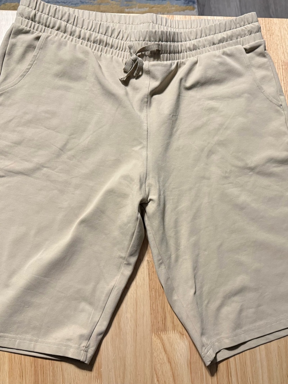 Everyday Athletic Drawstring Shorts in Light Beige